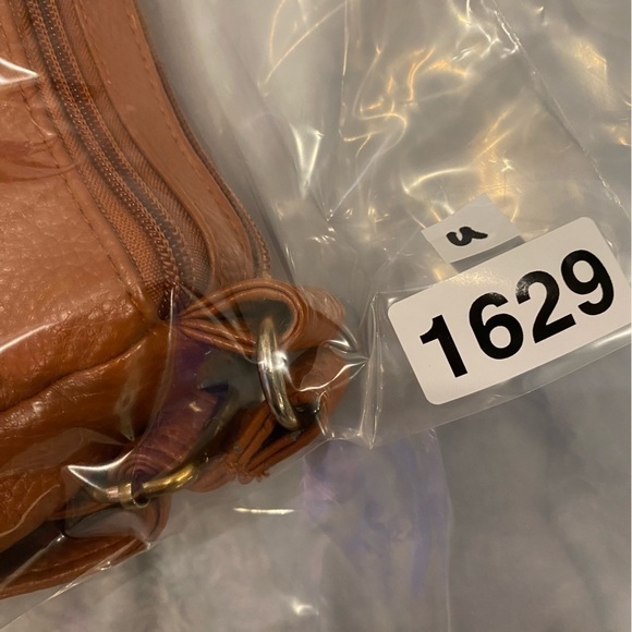 Brown Multi-Sectioned Shoulder Purse - Gold Swan & Zipper Detail - Picture 6 of 6